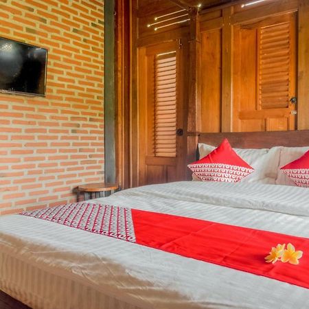 Hotel Batukaras Kalaras Kültér fotó