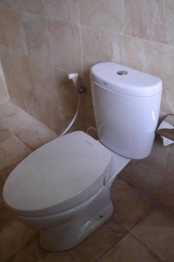 Hotel Batukaras Kalaras Kültér fotó