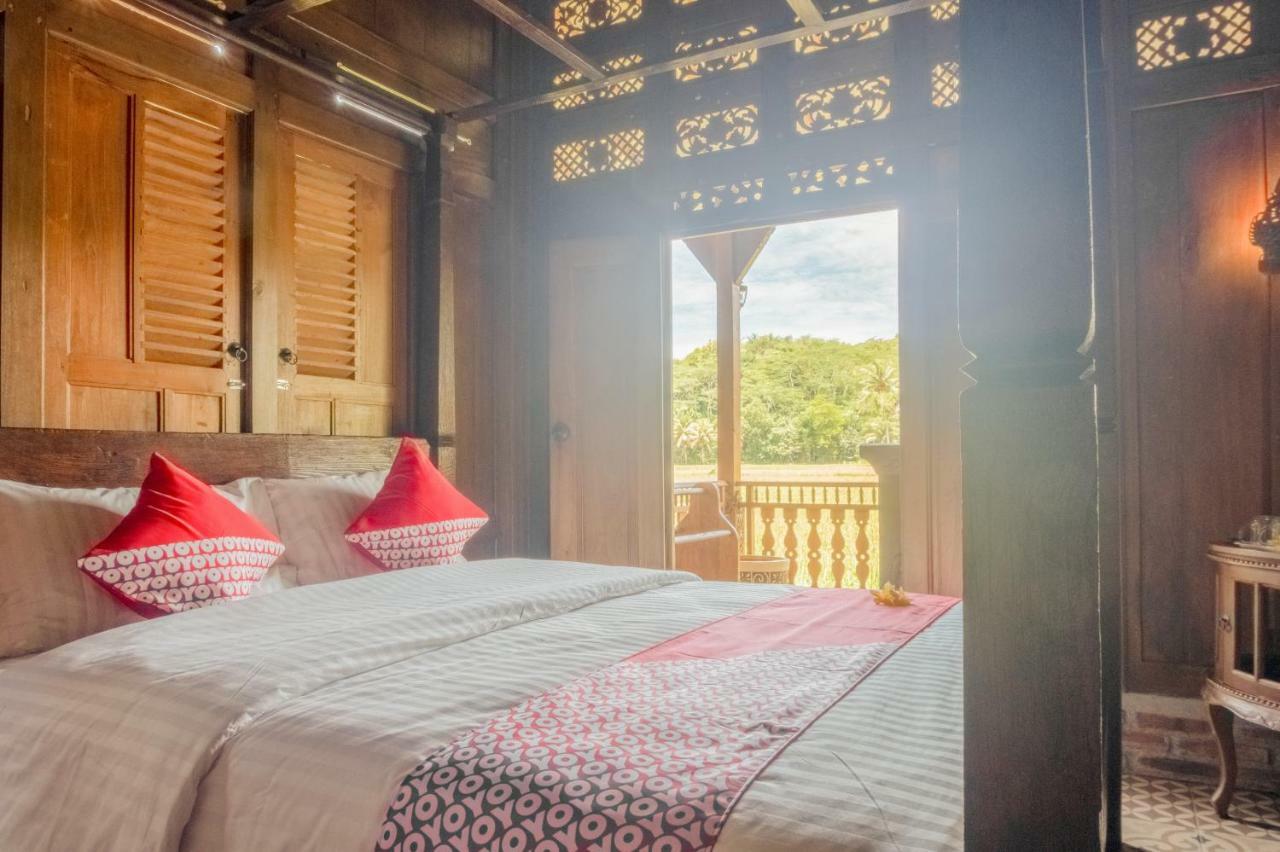 Hotel Batukaras Kalaras Kültér fotó