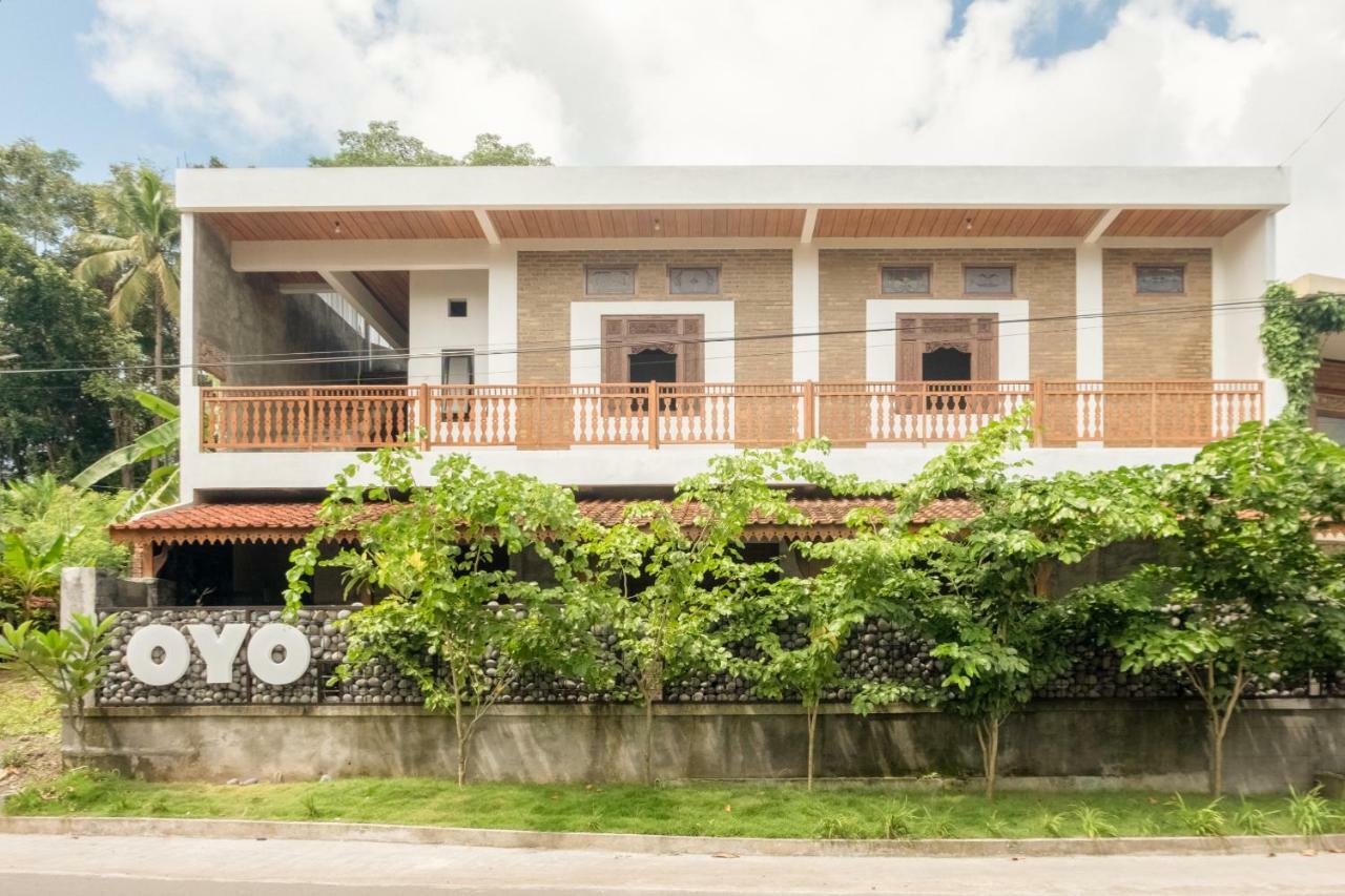 Hotel Batukaras Kalaras Kültér fotó