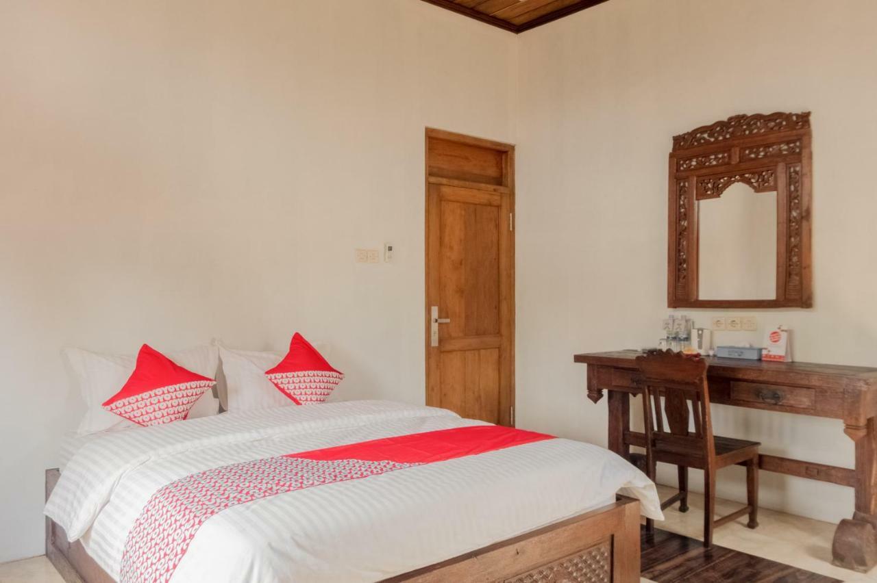 Hotel Batukaras Kalaras Kültér fotó