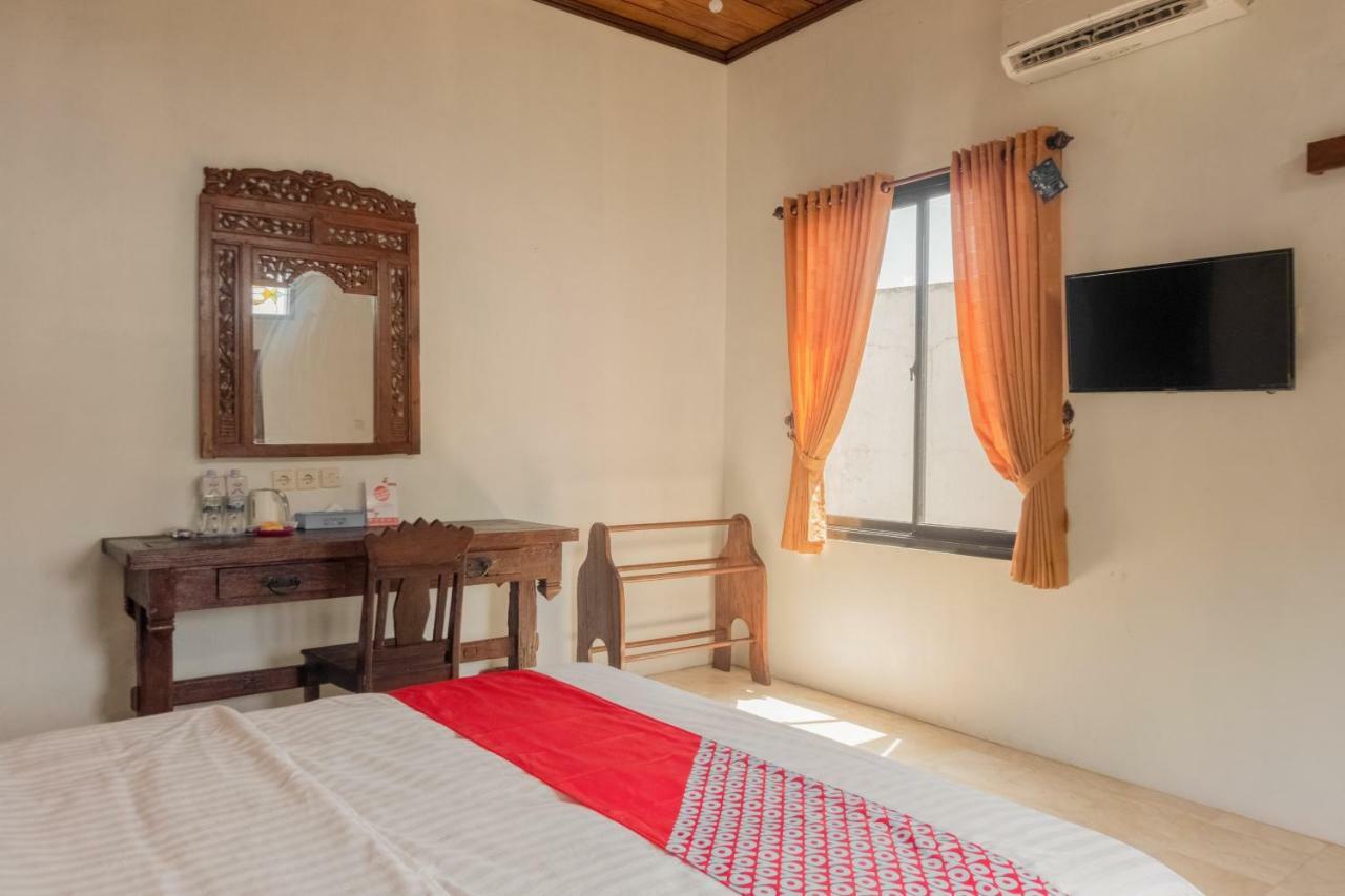 Hotel Batukaras Kalaras Kültér fotó