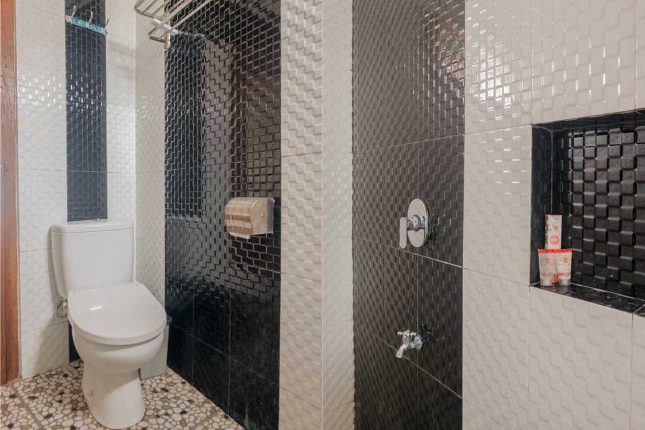 Hotel Batukaras Kalaras Kültér fotó