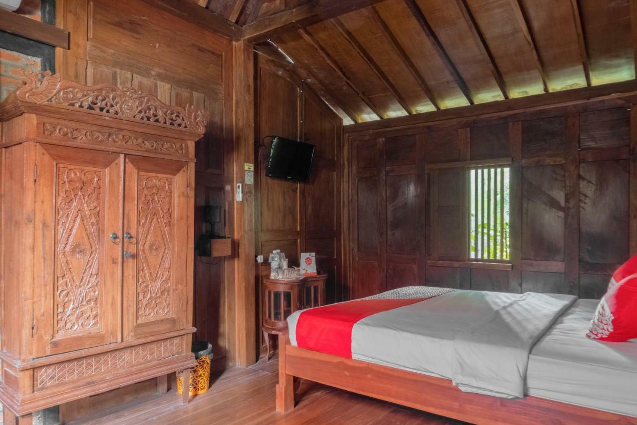 Hotel Batukaras Kalaras Kültér fotó