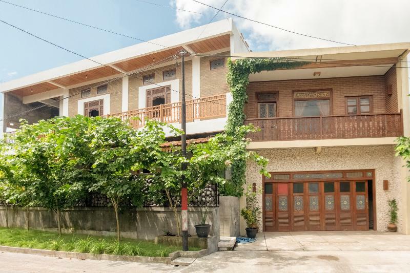 Hotel Batukaras Kalaras Kültér fotó