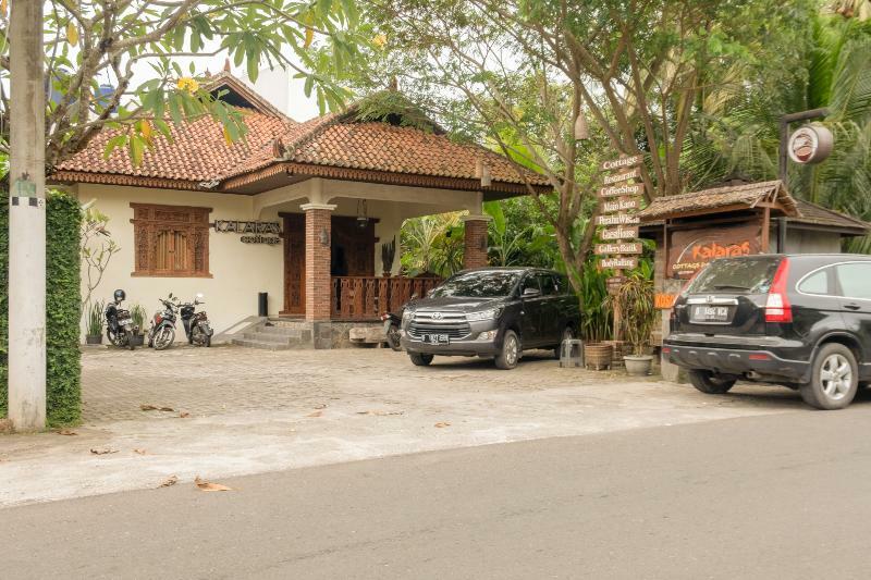 Hotel Batukaras Kalaras Kültér fotó